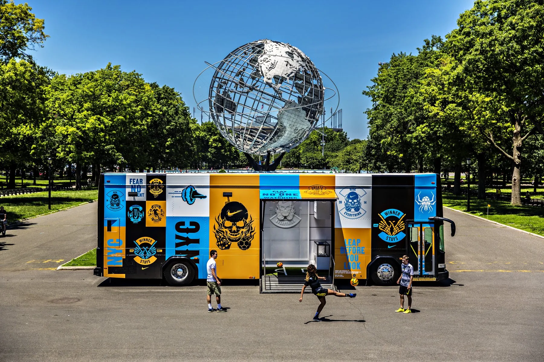 Nike: World Cup Boot Bus